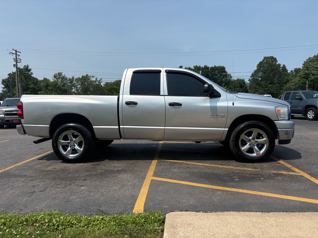 2008 Dodge Ram 1500 Image 5