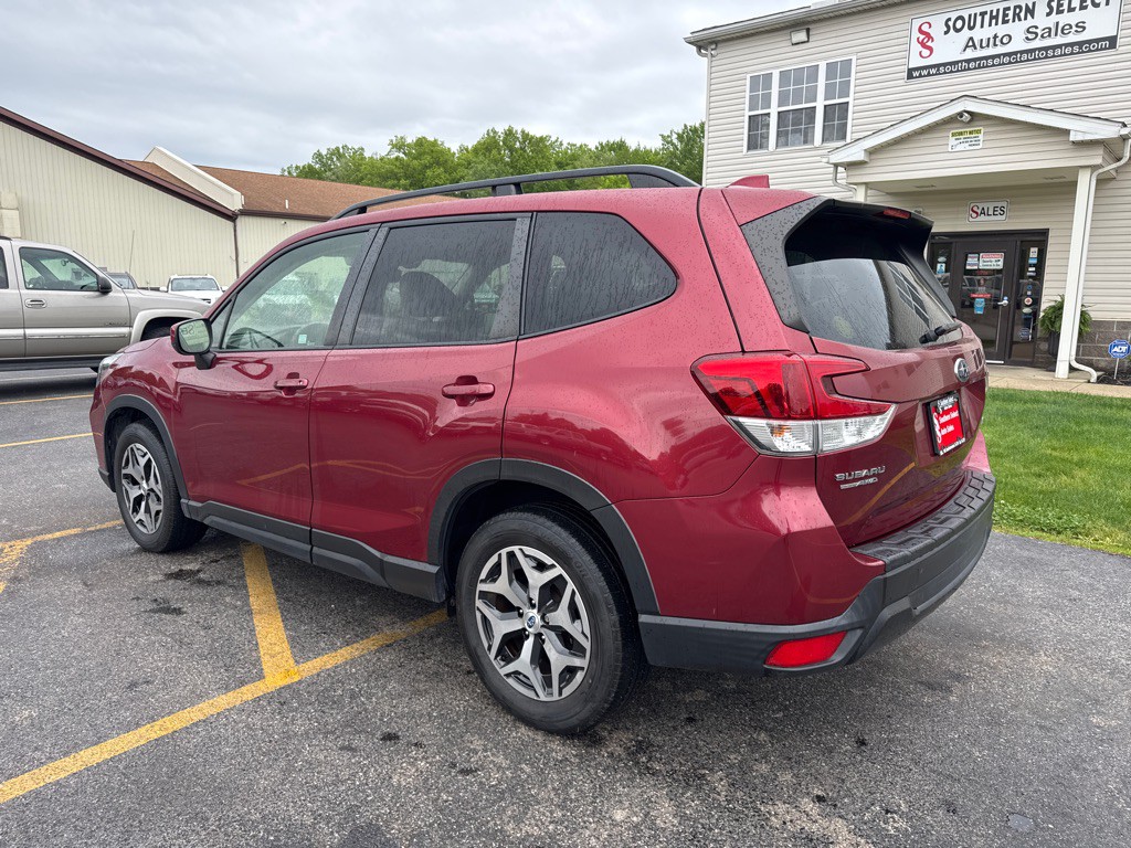 2020 Subaru Forester Image 8