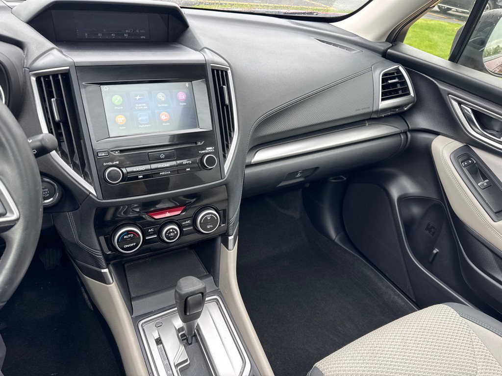 2020 Subaru Forester Image 17