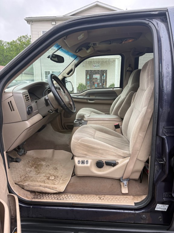 2001 Ford Excursion Image 9