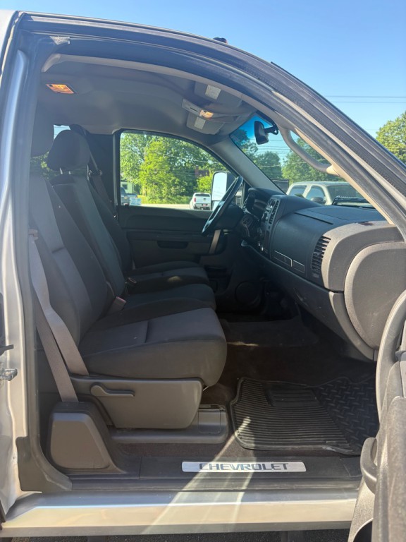 2012 Chevrolet Silverado 1500 Image 12