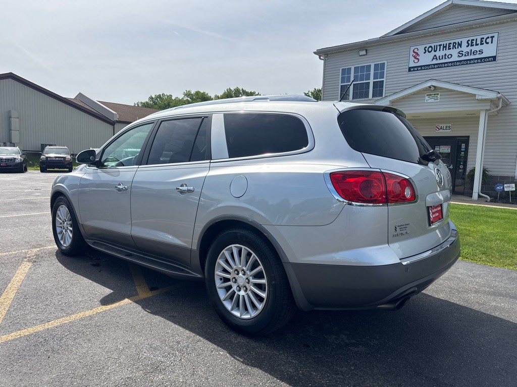 2012 Buick Enclave Image 8