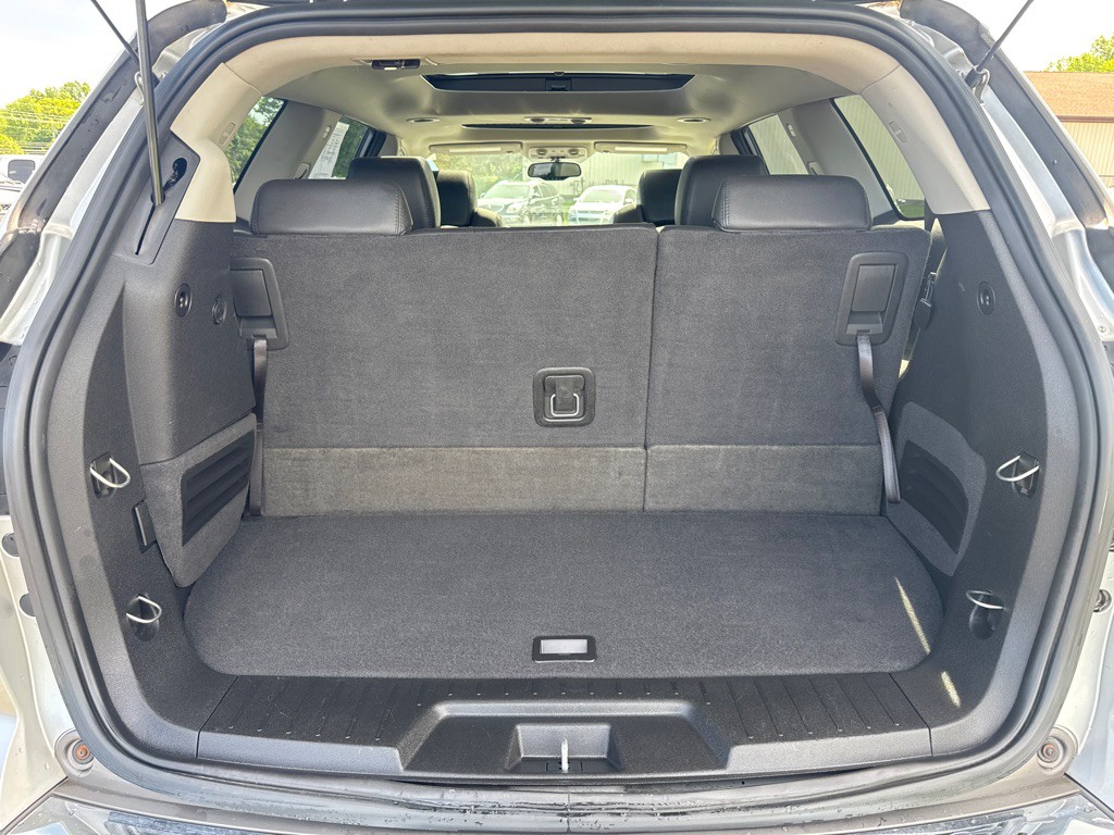 2012 Buick Enclave Image 16