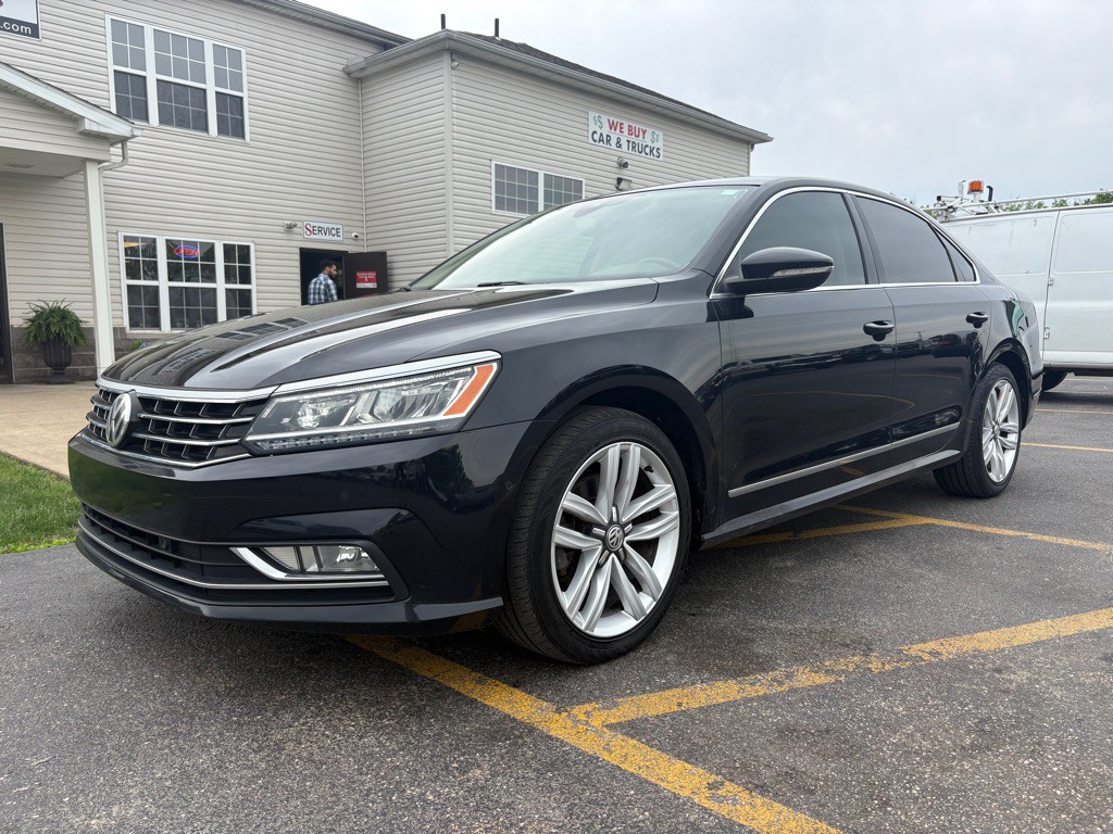 2017 Volkswagen Passat Image 2
