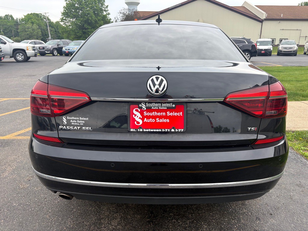 2017 Volkswagen Passat Image 7