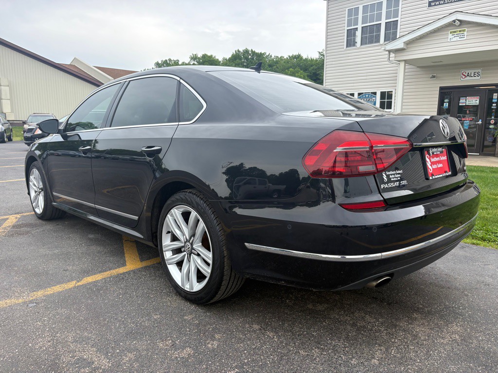 2017 Volkswagen Passat Image 8