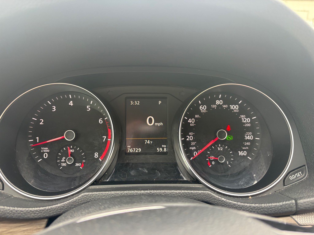 2017 Volkswagen Passat Image 14