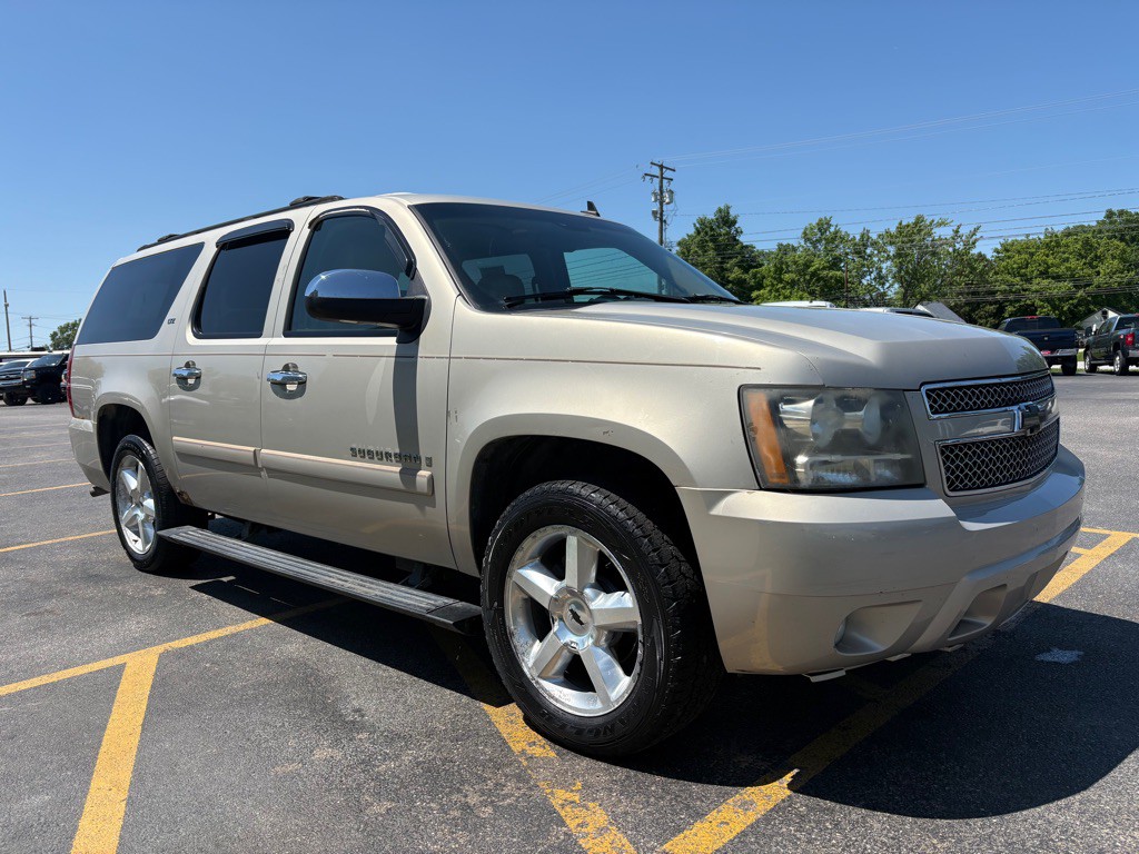 2007 Chevrolet Suburban Image 4