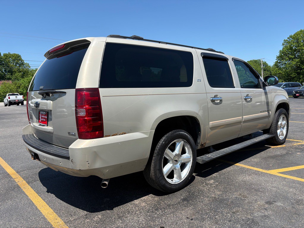 2007 Chevrolet Suburban Image 6