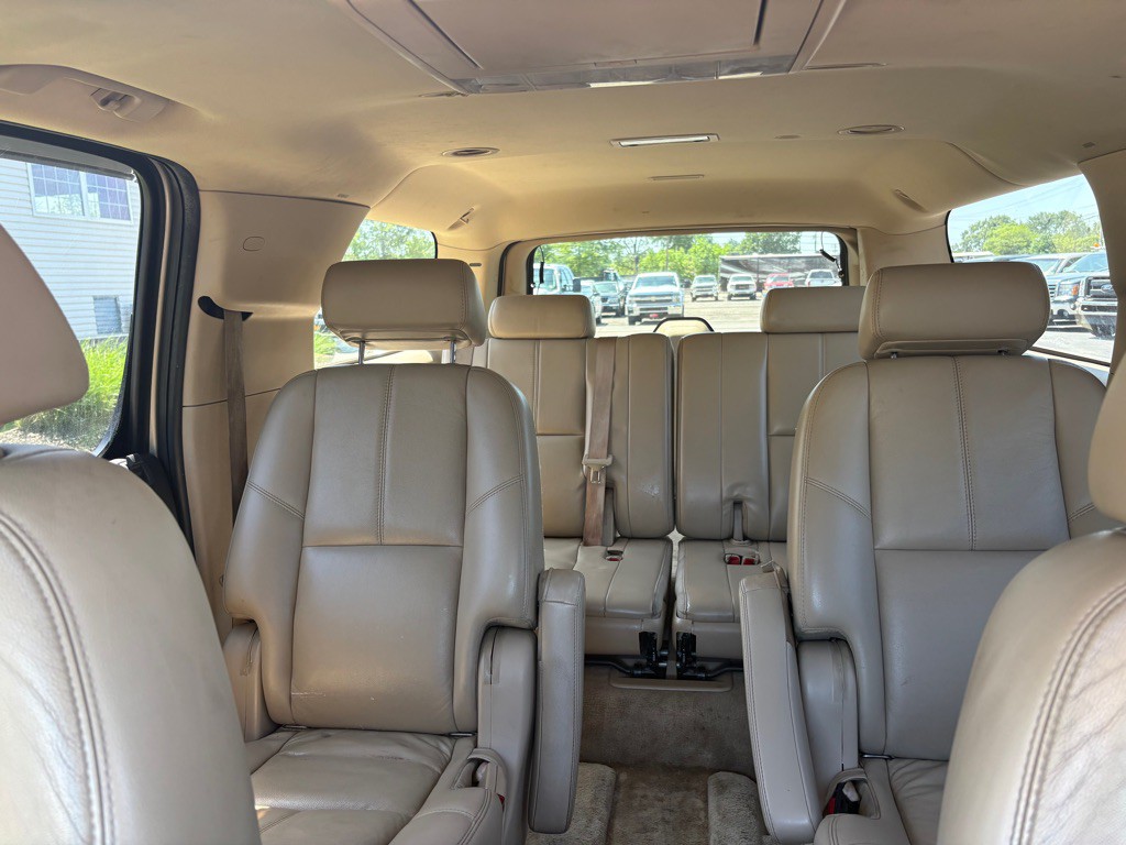2007 Chevrolet Suburban Image 18