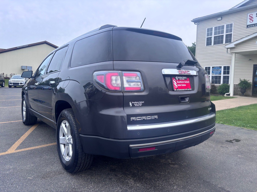 2015 GMC Acadia Image 8
