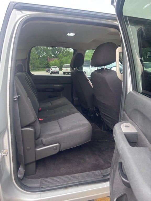 2011 Chevrolet Silverado 1500 Image 12