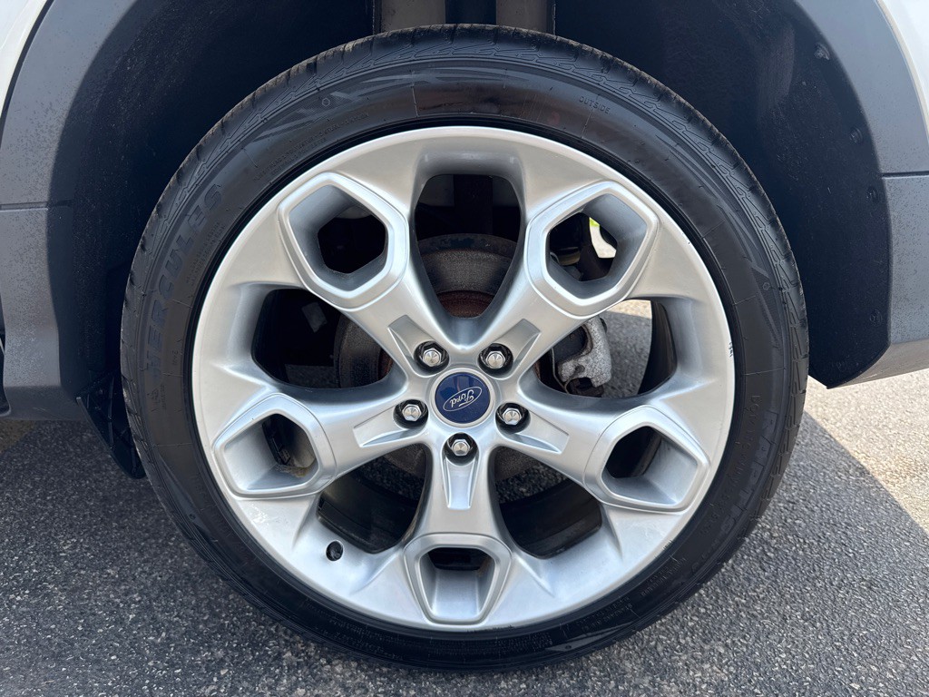 2015 Ford Escape Image 9