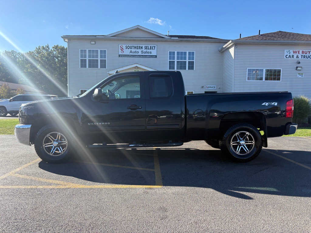 2013 Chevrolet Silverado 1500 Image 1