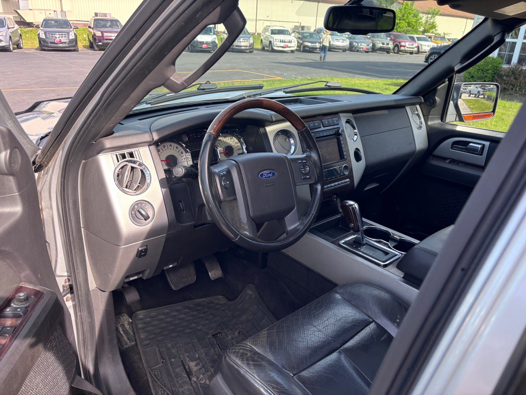 2010 Ford Expedition Image 15