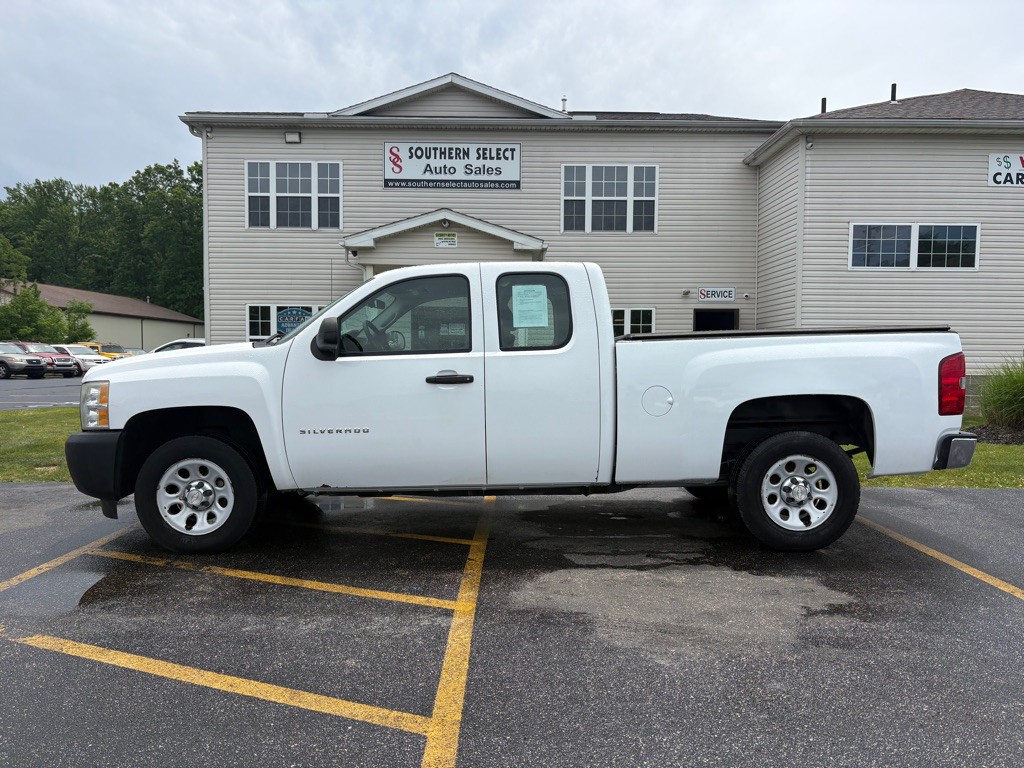 2010 Chevrolet Silverado 1500 Image 1