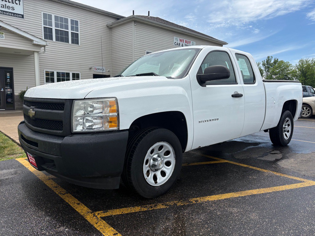 2010 Chevrolet Silverado 1500 Image 2