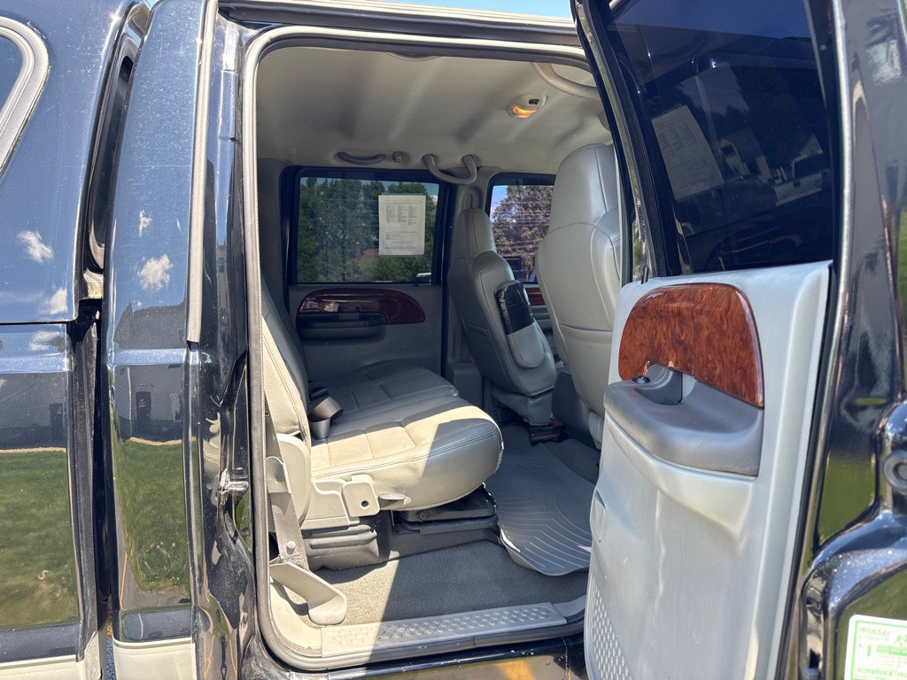 2004 Ford F-250 Image 16