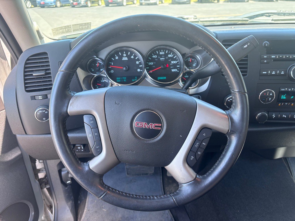 2011 GMC Sierra 1500 Image 16