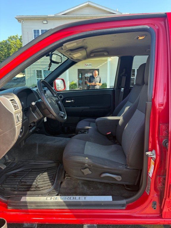 2011 Chevrolet Colorado Image 10