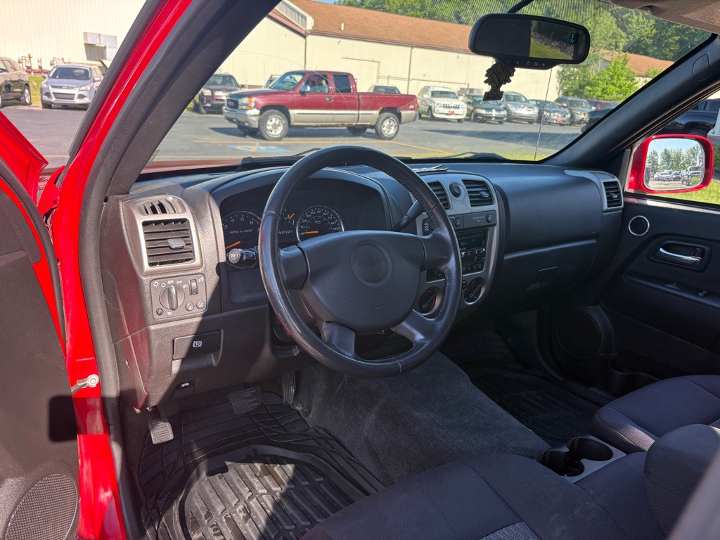 2011 Chevrolet Colorado Image 14