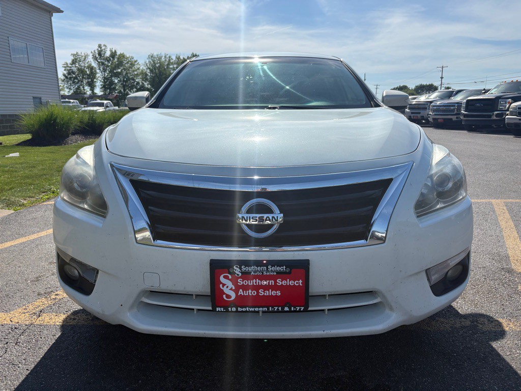 2014 Nissan Altima Image 3