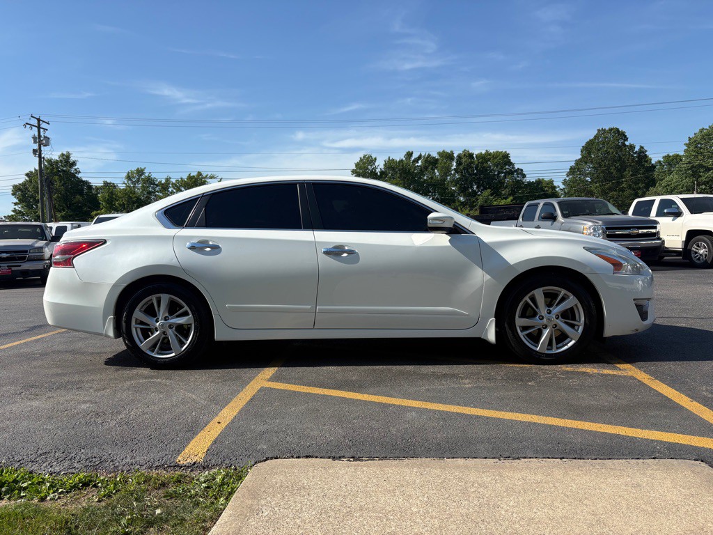 2014 Nissan Altima Image 5