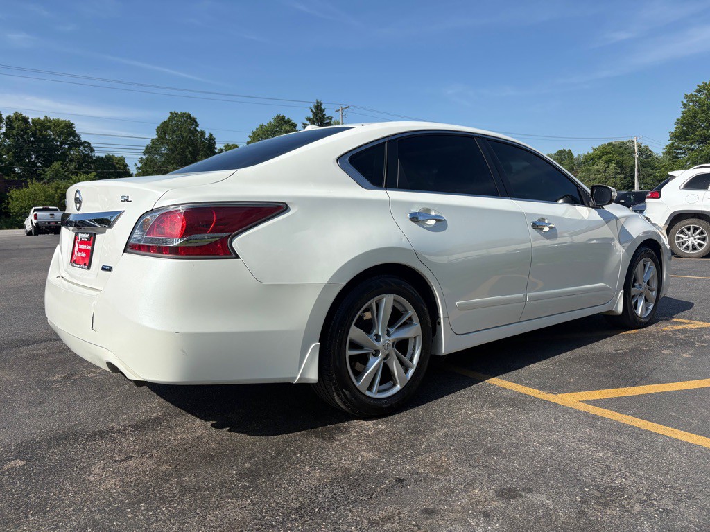 2014 Nissan Altima Image 6