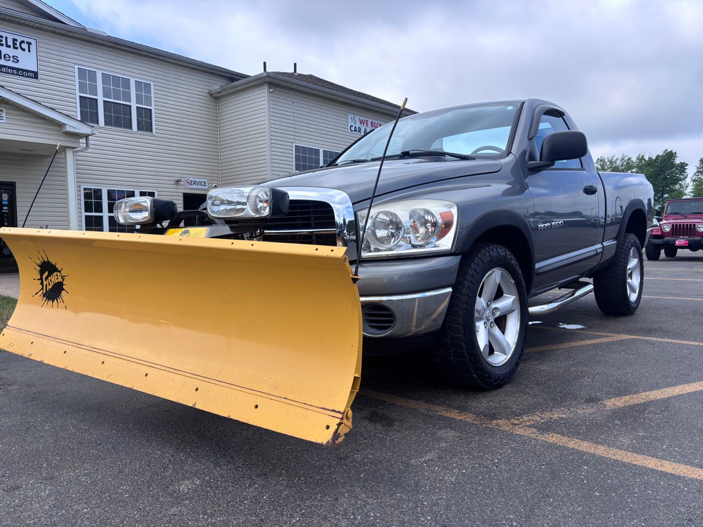 2007 Dodge Ram 1500 Image 2