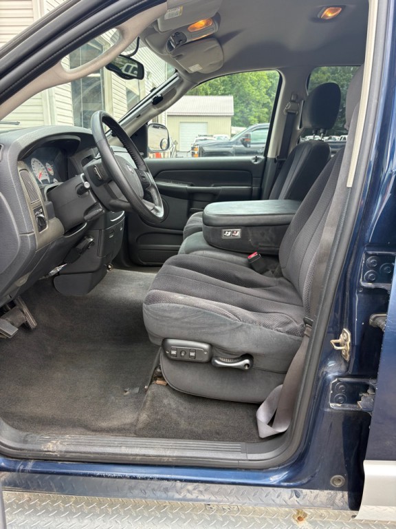2004 Dodge Ram 1500 Image 9