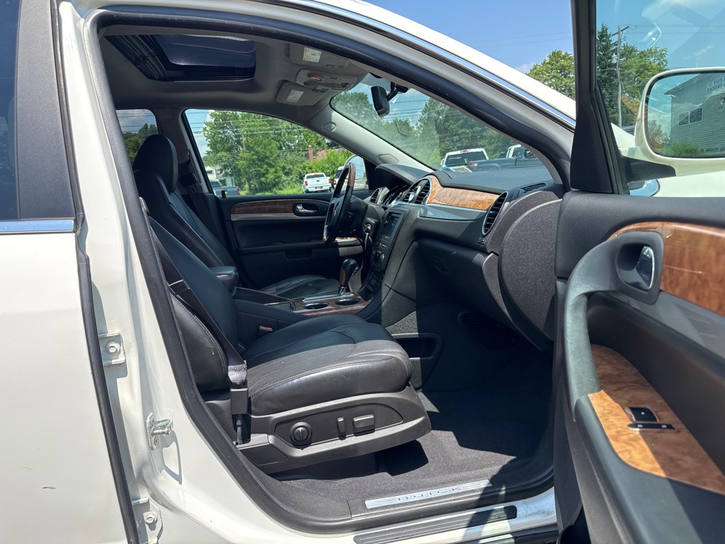 2011 Buick Enclave Image 13