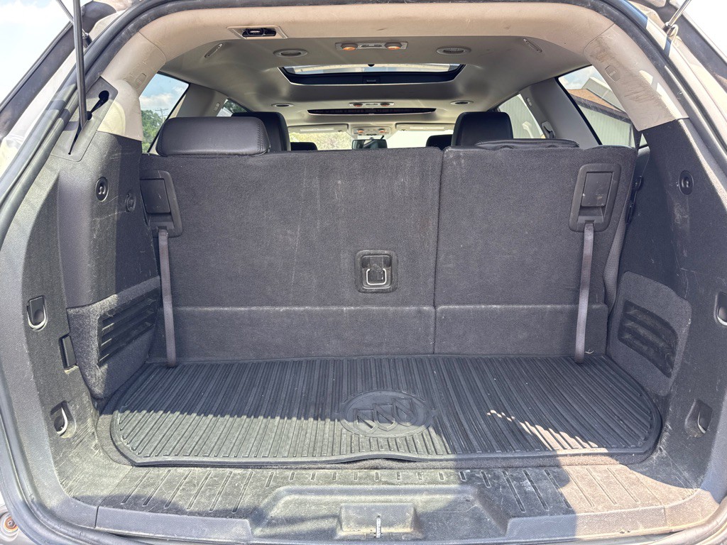 2011 Buick Enclave Image 17