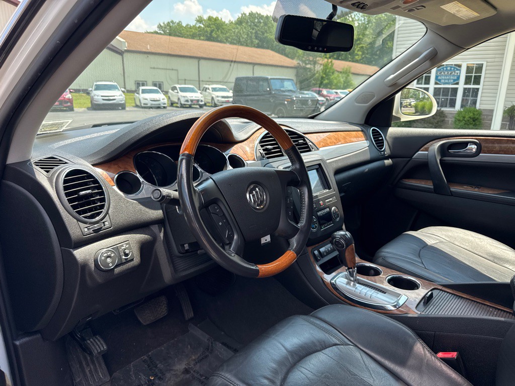 2011 Buick Enclave Image 18