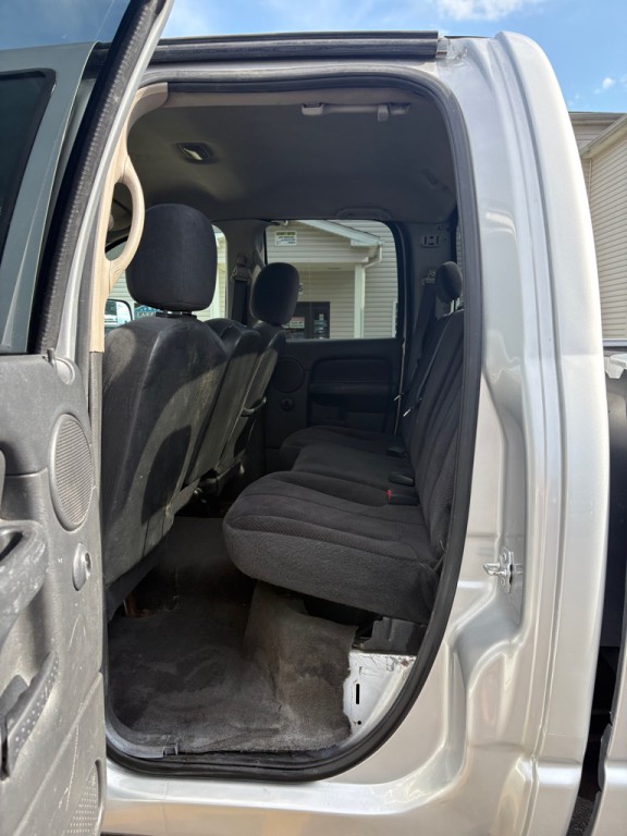 2004 Dodge Ram 2500 Image 10