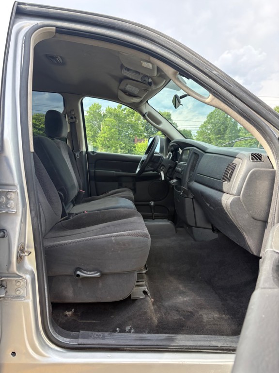 2004 Dodge Ram 2500 Image 11