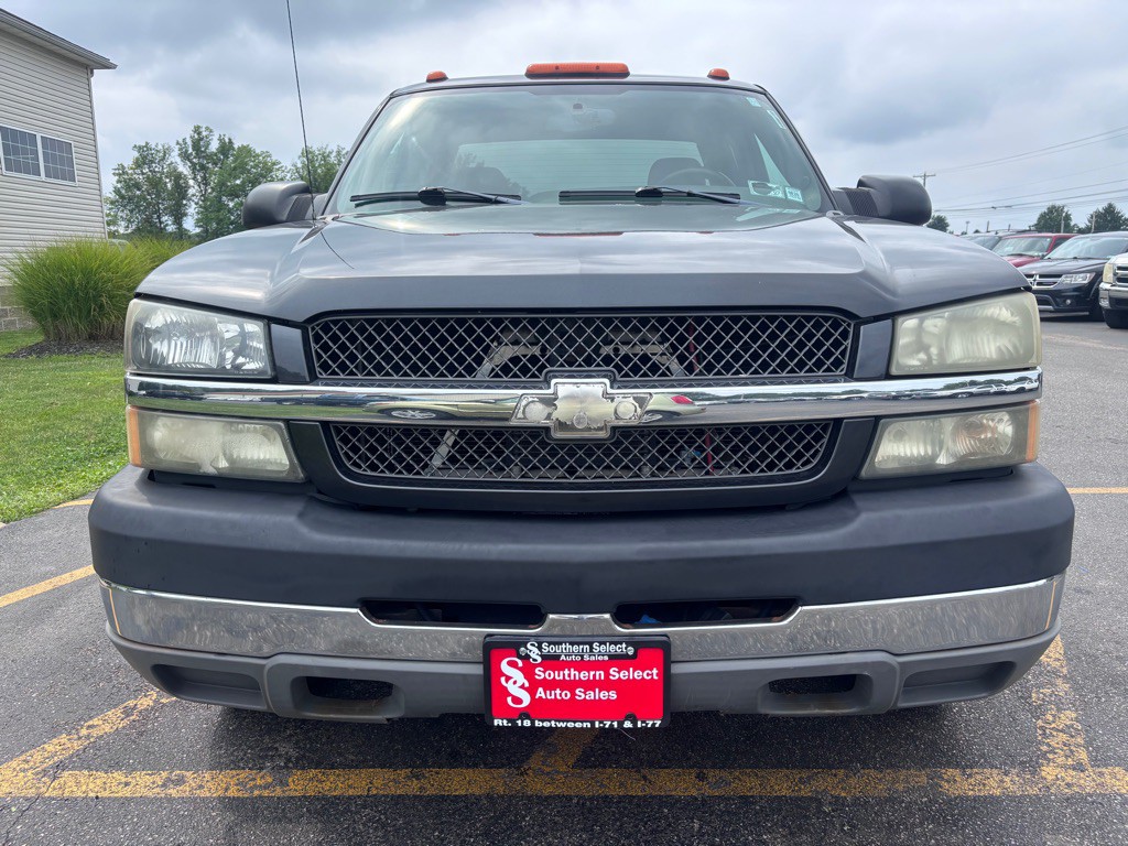 2004 Chevrolet Silverado 1500 Image 3