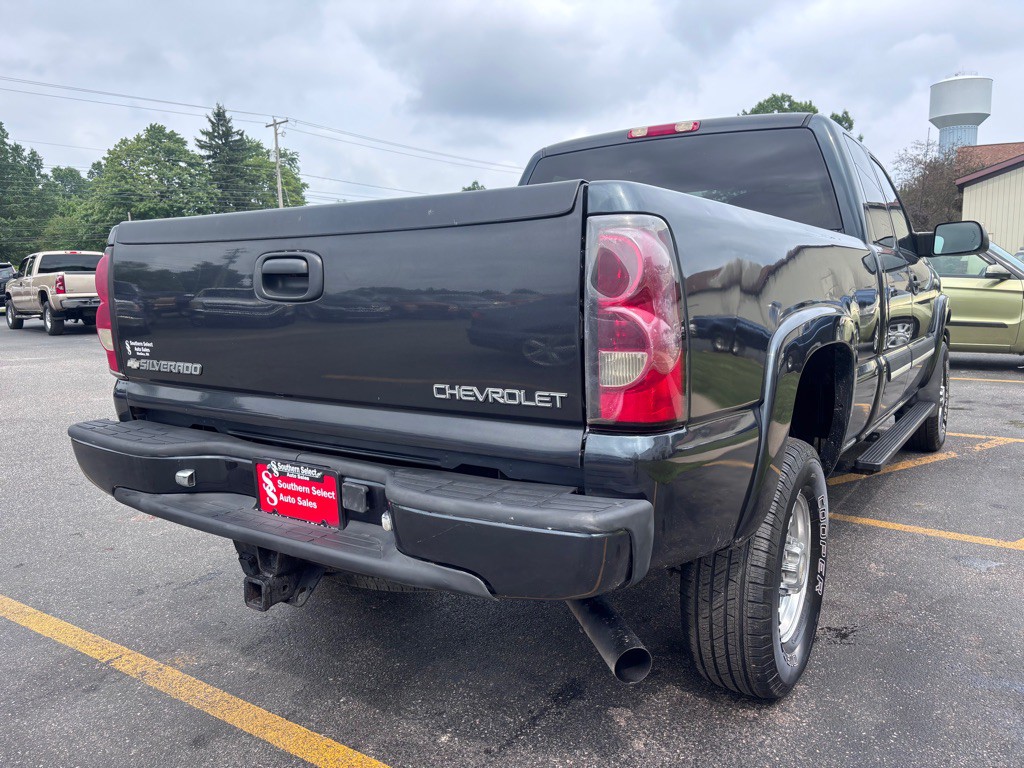 2004 Chevrolet Silverado 1500 Image 6