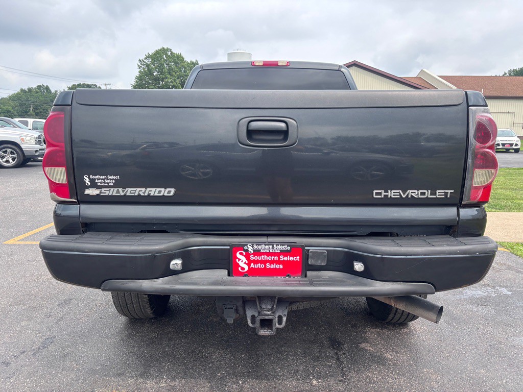 2004 Chevrolet Silverado 1500 Image 7