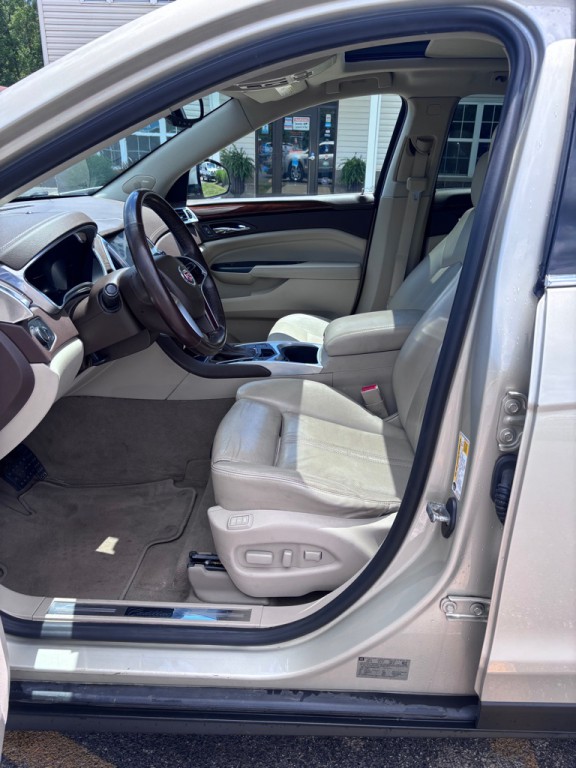 2013 Cadillac SRX Image 9