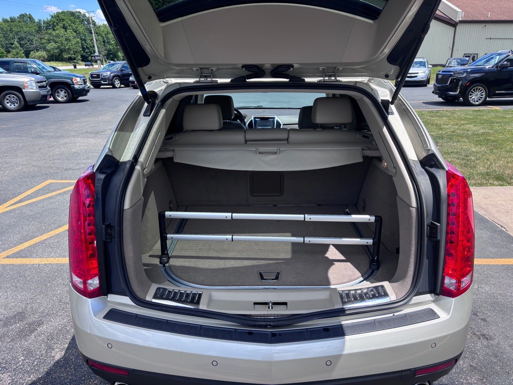 2013 Cadillac SRX Image 13