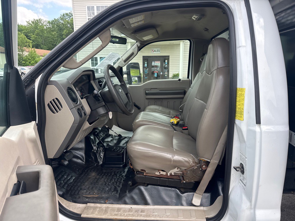 2008 Ford F-350 Image 10
