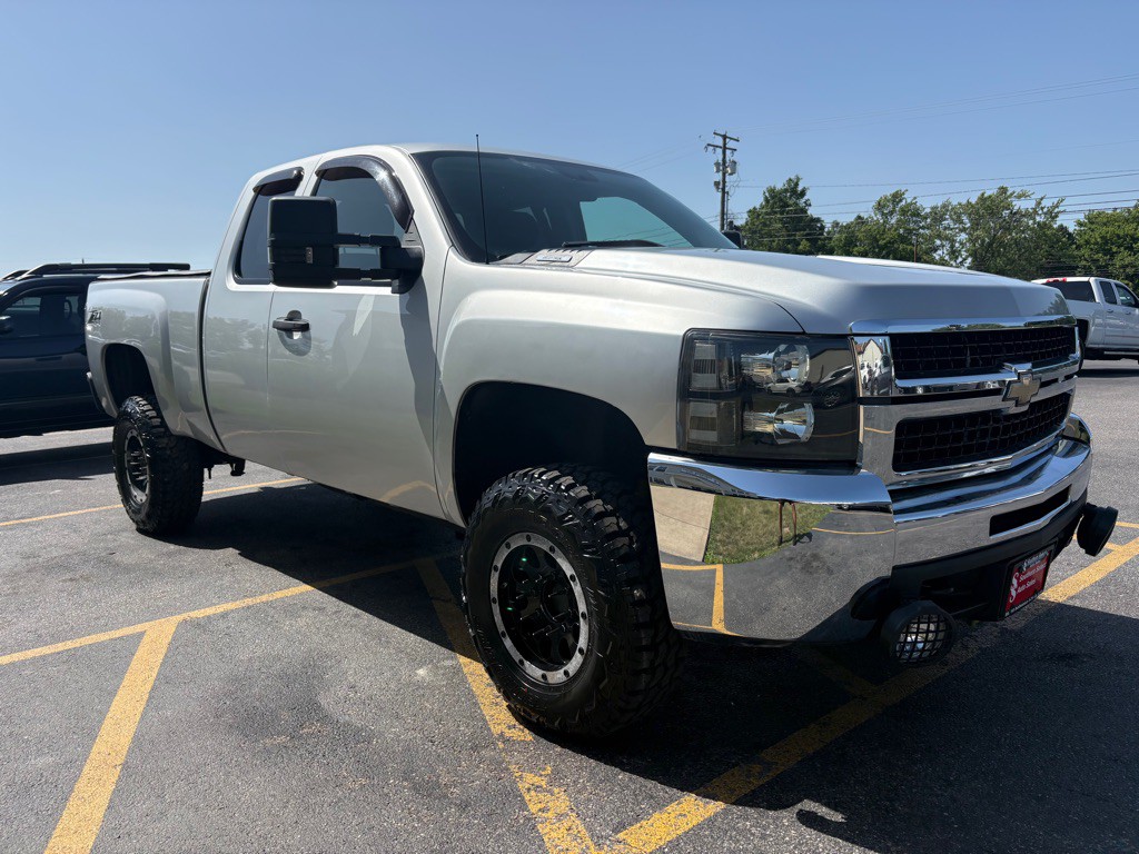 2010 Chevrolet Silverado 1500 Image 4