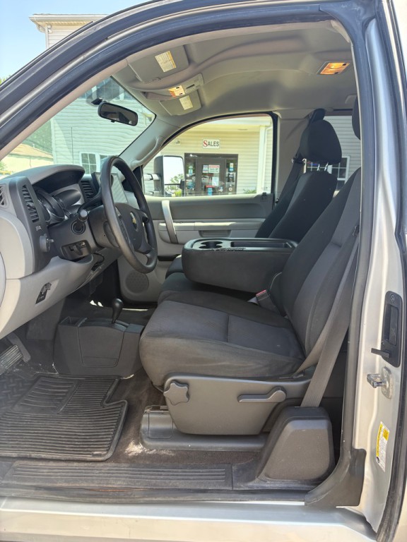 2010 Chevrolet Silverado 1500 Image 9