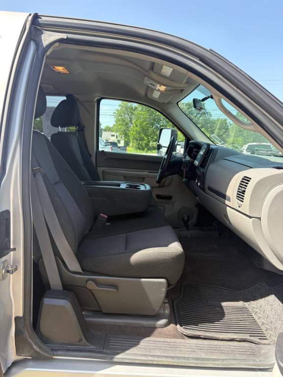 2010 Chevrolet Silverado 1500 Image 11