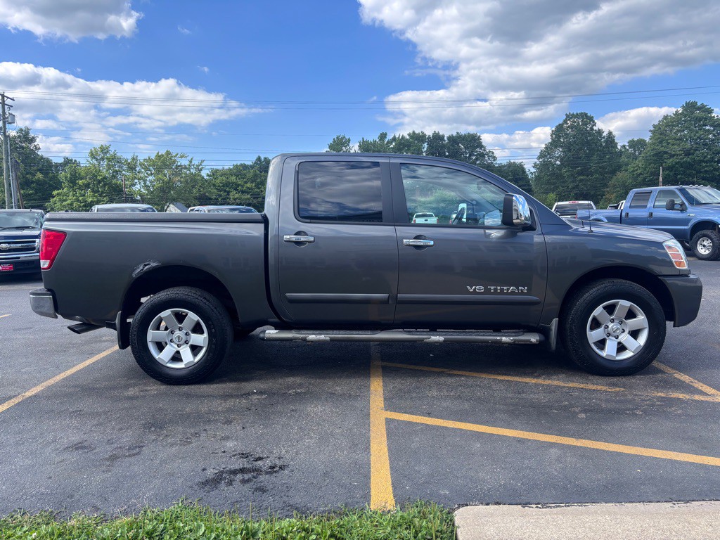 2005 Nissan Titan Image 5