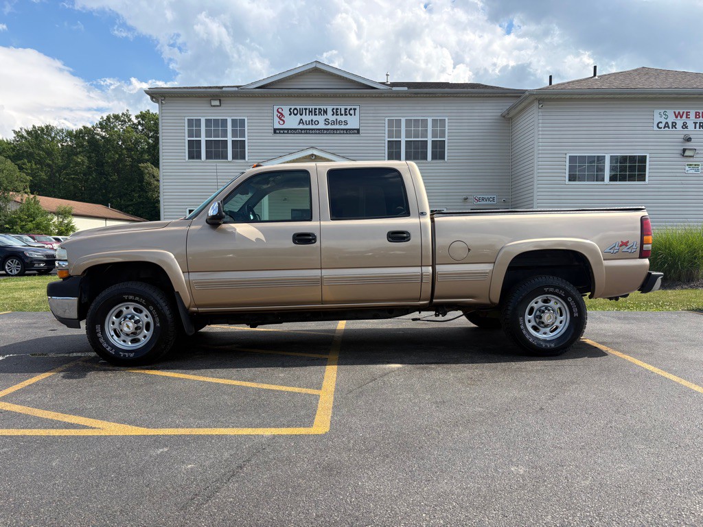 2001 Chevrolet Silverado 1500 Image 1