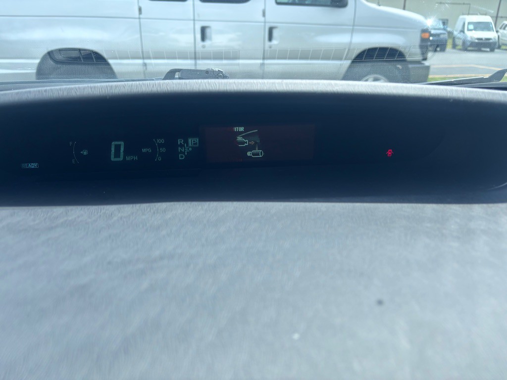 2012 Toyota Prius Image 15