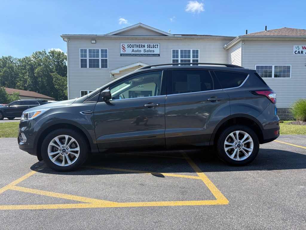 2018 Ford Escape Image 1