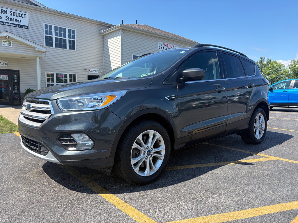 2018 Ford Escape Image 2