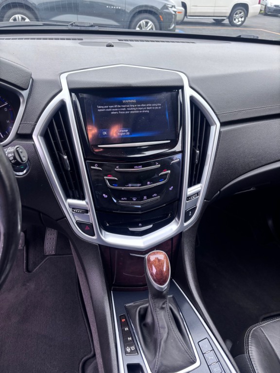 2016 Cadillac SRX Image 19